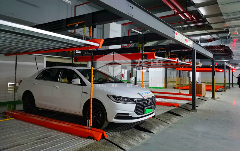 圖1.4  二層升降橫移立體車庫(kù)建造價(jià)格.jpg